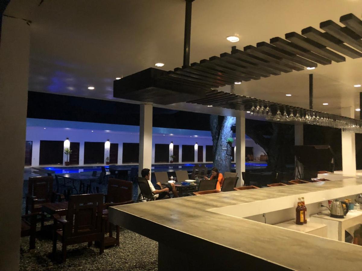 Alesseo Hostel Tiniguiban 外观 照片