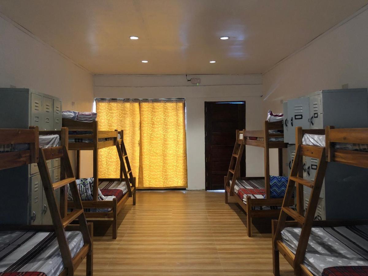 Alesseo Hostel Tiniguiban 外观 照片